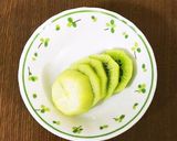 キウイを一度に繋げて剥く方法作り方12写真