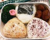 弁当隙間に★簡単蒲鉾とエンドウのお花作り方6写真