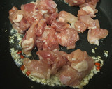 鶏とバジルのタイ風炒め作り方1写真