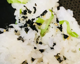 ネギ＆わかめふりかけの炒めごはん作り方2写真
