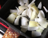 お弁当に♪♪玉ねぎとちくわの甘辛炒め作り方1写真