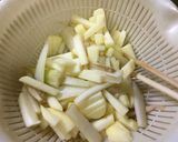 うどとリンゴのフルーツサラダ風の和え物♫作り方4写真