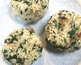 セリと梅干しのおにぎり作り方3写真