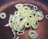 林檎の甘味とたれがよく合う五目野菜炒め作り方2写真