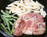 手抜きなのに旨すぎ♪鶏のトマトソース炒め作り方1写真