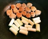 鶏つくねのネギ塩炒め作り方1写真
