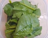 電子レンジでほうれん草の胡麻和え作り方1写真