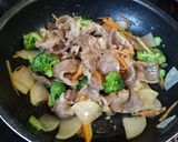 あたた生だしで牛カルビと大根のレモン炒め作り方4写真