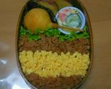 キャラ弁 てんとう虫と2色そぼろの春弁当作り方2写真