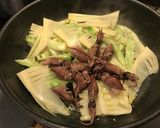 春キャベツとタケノコで作るペペロンチーノ作り方13写真