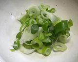 打ち豆入り白菜と人参の味噌汁作り方2写真