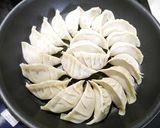 簡単！羽根も美味しい☆キャベツ餃子作り方6写真