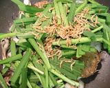 ちくわと舞茸ニラたま炒め作り方3写真