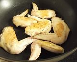手羽先と丸ごと新玉ねぎのトマト煮作り方3写真