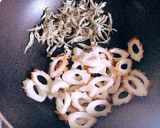 ちくわ♬ワカメ♬しらすの 胡麻ポン炒め作り方6写真