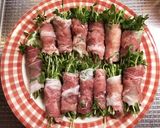 簡単レンチン♫豚肉な豆苗巻作り方2写真