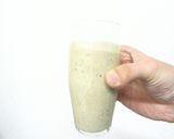 ブレンダ—でアボカドバナナスムージー作り作り方11写真