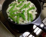 春*スナップえんどうと新玉ねぎの卵とじ作り方3写真