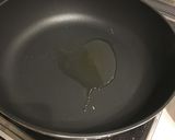 汁なし麺風 豆苗とチーズの辛ラーメン作り方3写真