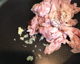 豚とほうれん草のゴマ味噌マヨ炒め作り方4写真