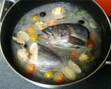 鯛や魚介をフライパンで本格アクアパッツァ作り方8写真