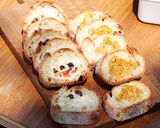 ピクニックに　丸ごとバゲットサンド作り方8写真