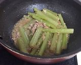 春に食べたい♪フキとツナの炒め煮作り方3写真