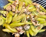 ふきと豚肉の中華炒め作り方7写真