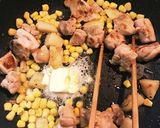 チキンとコーンのカレー風味バター醤油炒め作り方5写真