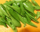 スナップえんどうと鶏もものマヨ炒め作り方2写真