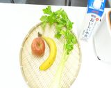 セロリのグリーンスムージー｜ブレンダー作り方1写真