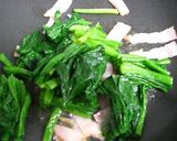 朝食にも♡ほうれん草と半熟卵のココット♫作り方2写真