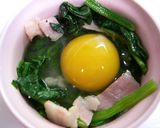 朝食にも♡ほうれん草と半熟卵のココット♫作り方3写真