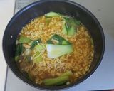 チンゲン菜とベーコンの辛ラーメン作り方4写真