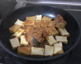 鯖缶と厚揚げで炒め煮☆調味料なしで旨ッ！作り方2写真