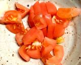 トマトと、生ニラの塩麹和え！作り方1写真
