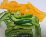 ピーマンとパプリカと雑魚の黒酢炒め作り方1写真