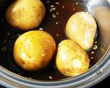 味付けは焼肉のタレだけ！新じゃがの煮物作り方2写真