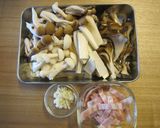 玉ねぎきのこの蕎麦サラダ☆バルサミコ風味作り方1写真