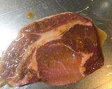 豚ロース肉の柚子胡椒ニンニク味噌漬け焼き作り方2写真