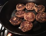 ソースが決めての小さなハンバーグ作り方3写真