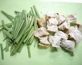 簡単！お弁当☆餃子のニラ炒め作り方1写真