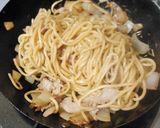豚肉とキャベツのマヨ炒め付き焼きそば作り方3写真