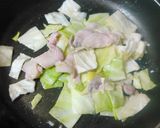 豚肉とキャベツのマヨ炒め付き焼きそば作り方5写真