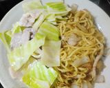 豚肉とキャベツのマヨ炒め付き焼きそば作り方6写真