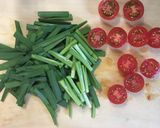 ごま油が決め手！ニラ玉中華スープ作り方1写真