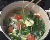 ごま油が決め手！ニラ玉中華スープ作り方3写真