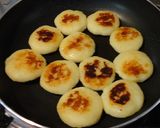 北海道☆とろけるチーズinいももち作り方7写真