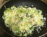 我流 食べるラー油で担々肉味噌作り方1写真