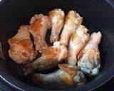 手羽のコクうま黒酢煮作り方1写真